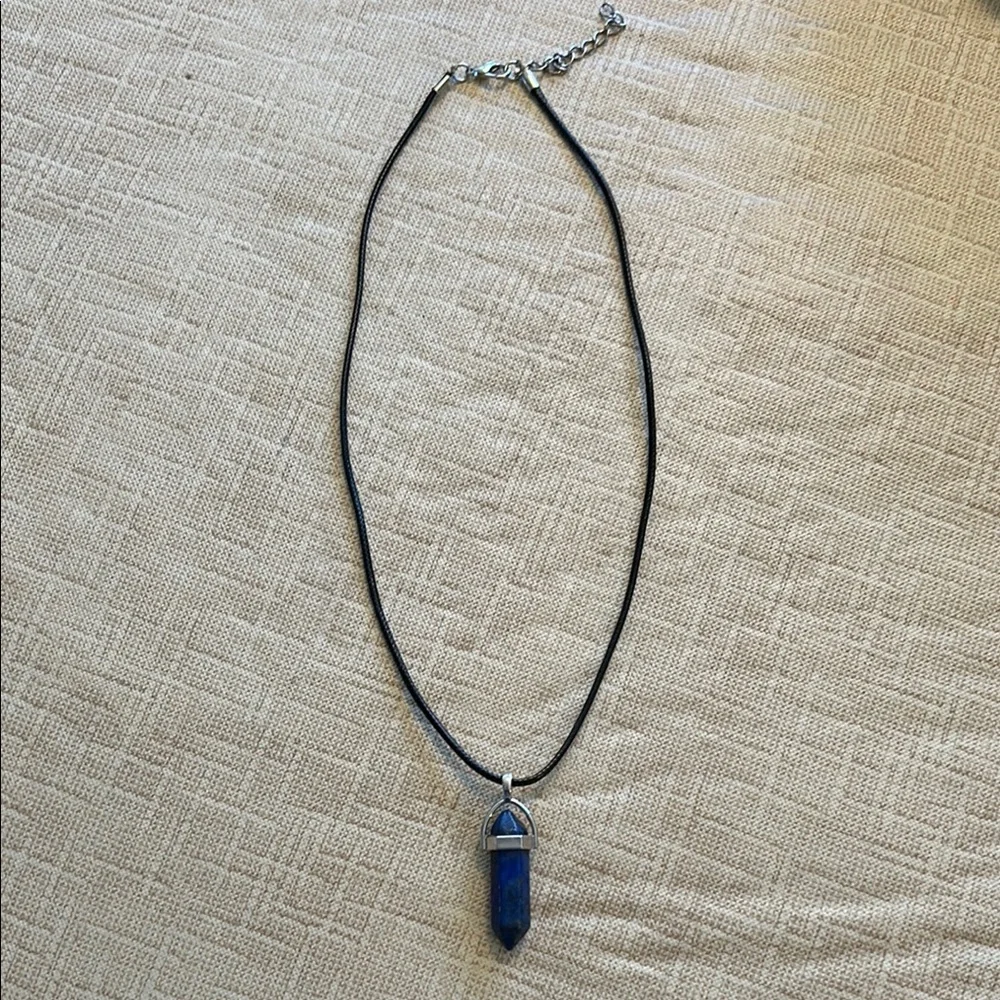 Silvertone wrapped gemstone point pendant on black leather necklace - Picture 1 of 5